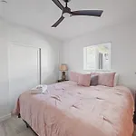 Old Town Oasis ,Ev Access 5 Mins To Scottsdale Stadium-Golf