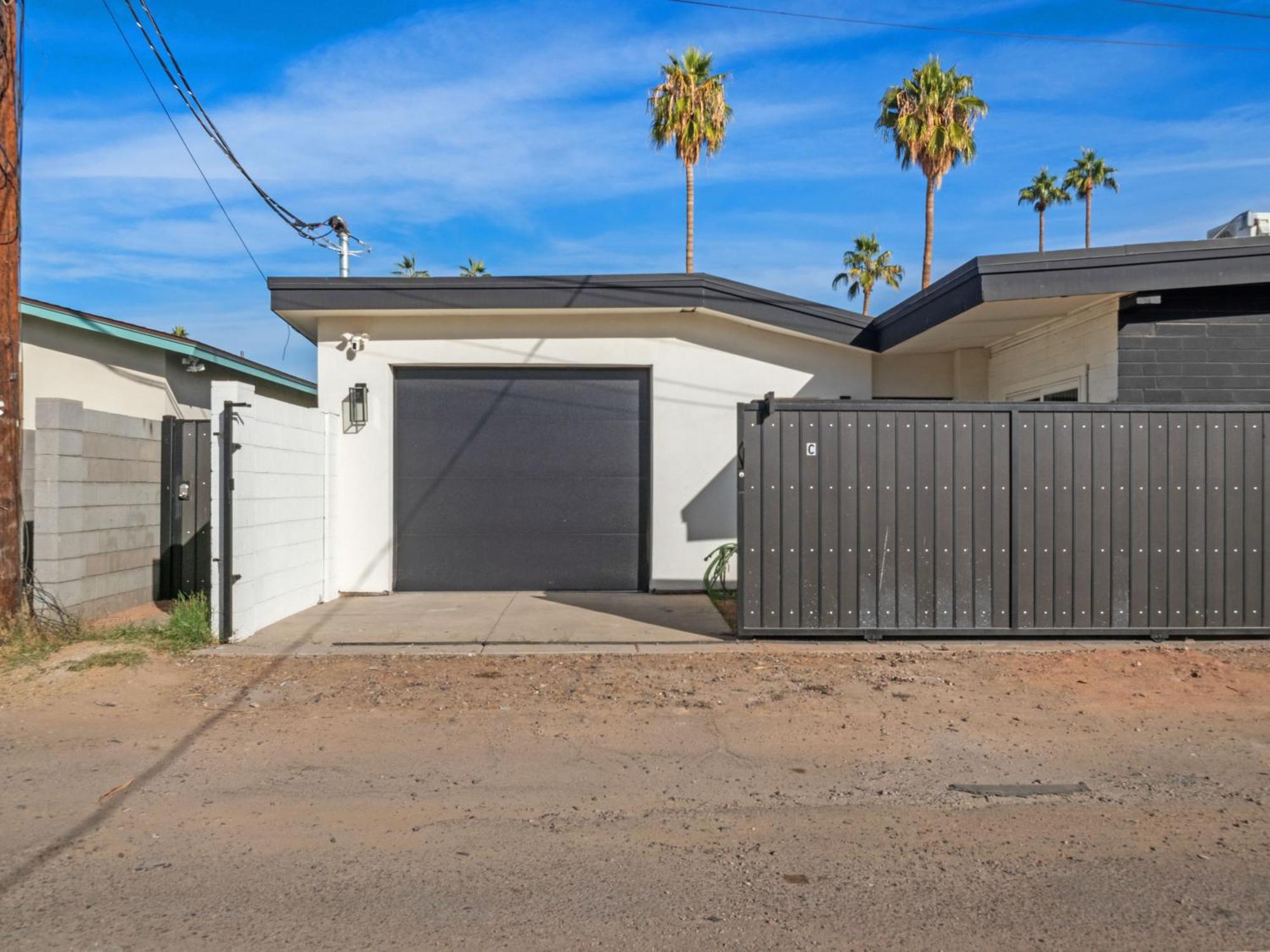 Old Town Oasis ,ev Access 5 Mins To Stadium-golf Holiday home Scottsdale